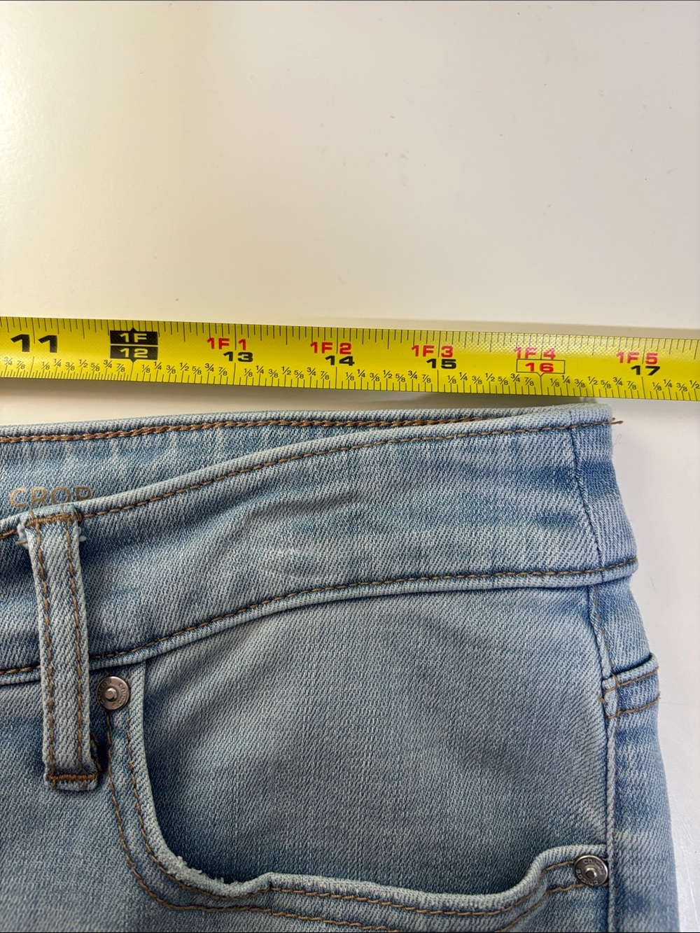 Chico's So Slimming Girlfriend Slim Leg Crop Light Blue Jean Beaded Trim Sz 10 - Picture 4 of 9